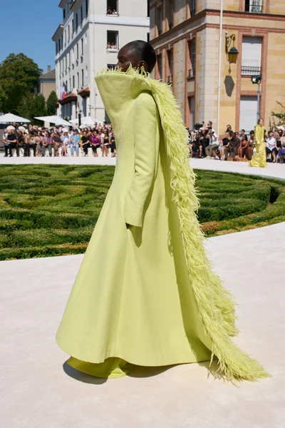 Look 79